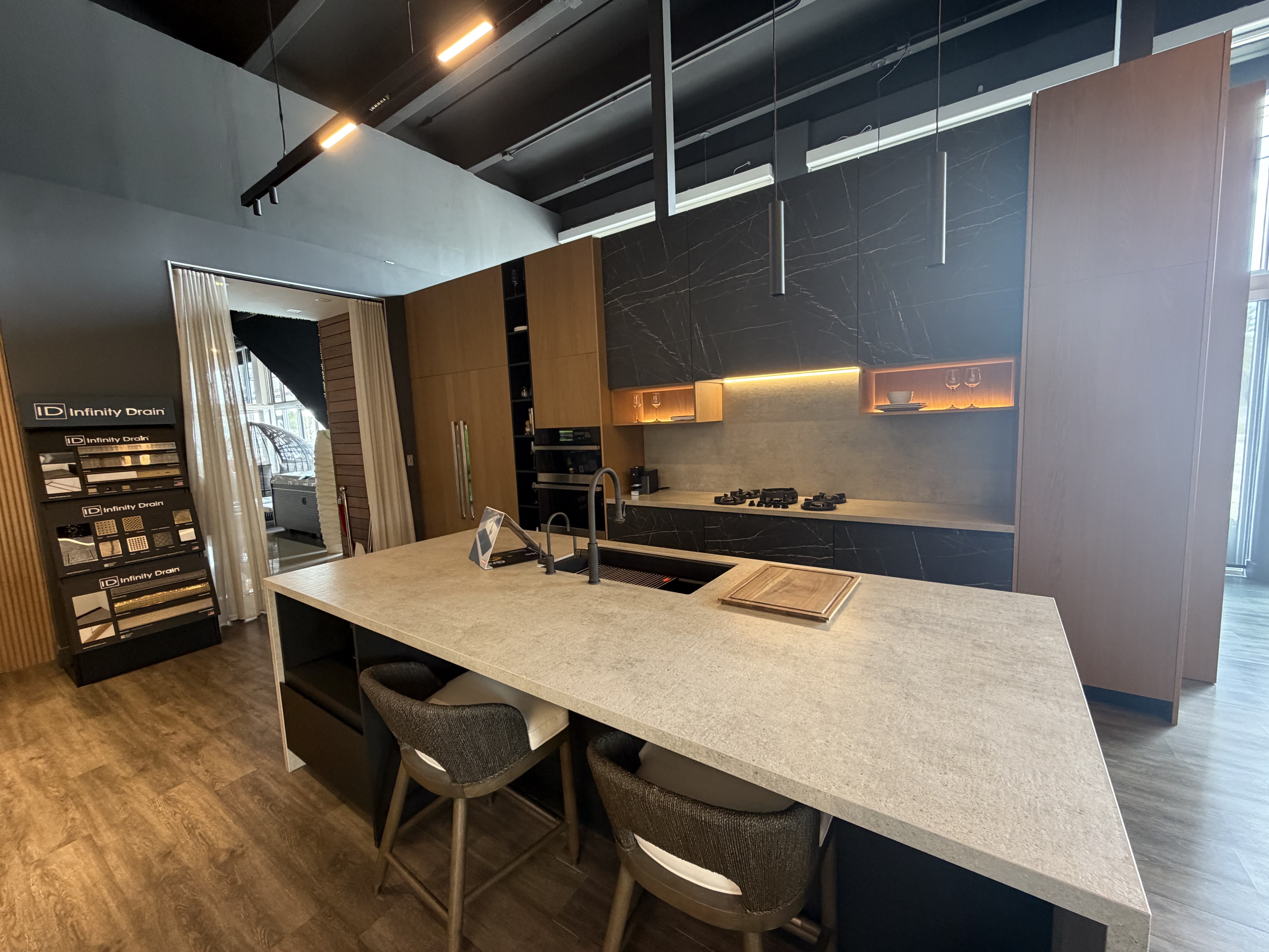 Showroom kitchen display - dark slate